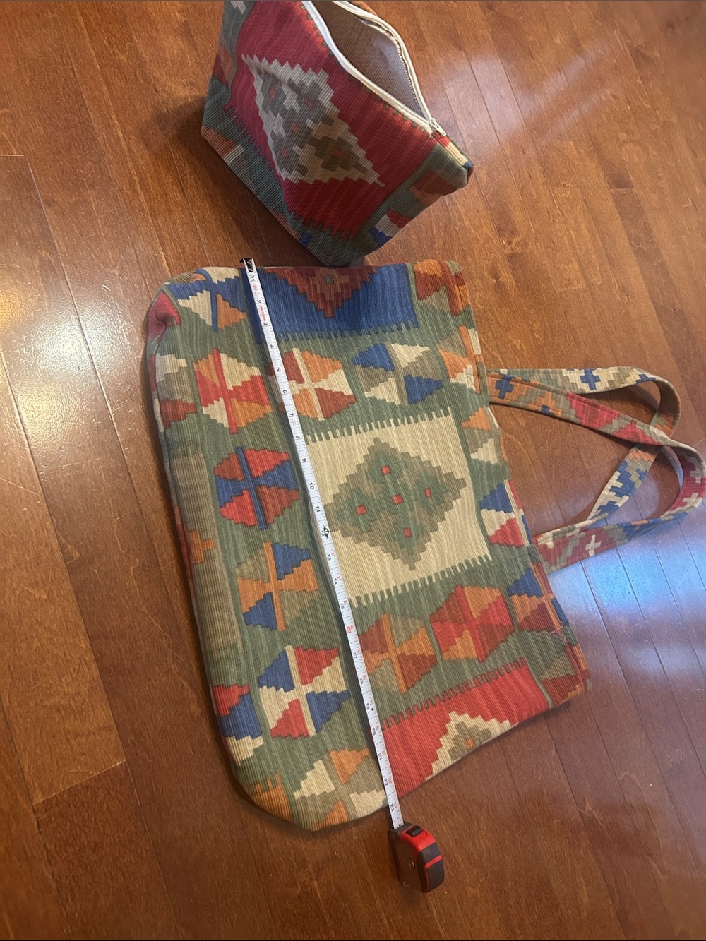 Kilim-Patterned Tote Bag with Matching Pouch - Multicolor